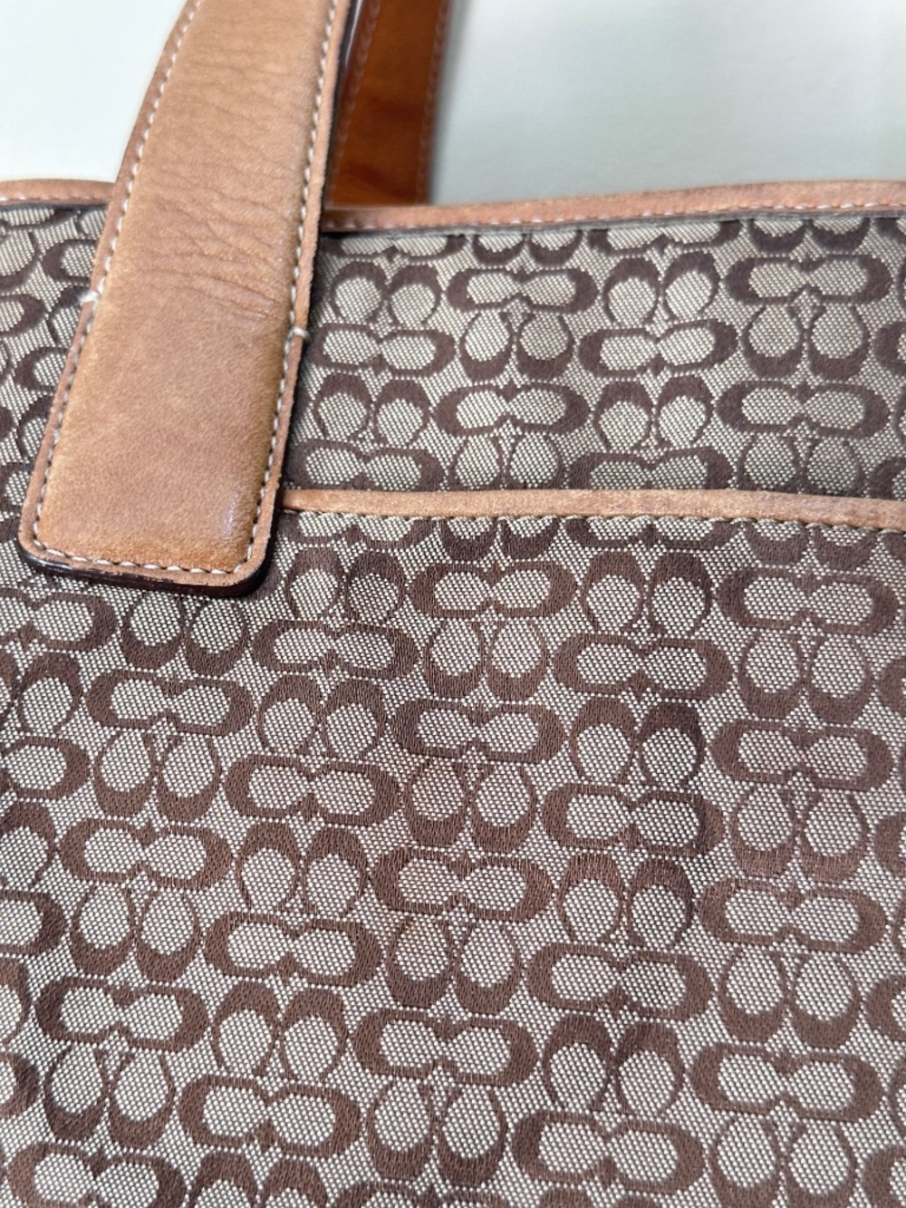 Vintage Coach Brown Khaki Hobo Bag 6621 with C Signature and Leather Top Handle - Picture 9 of 16